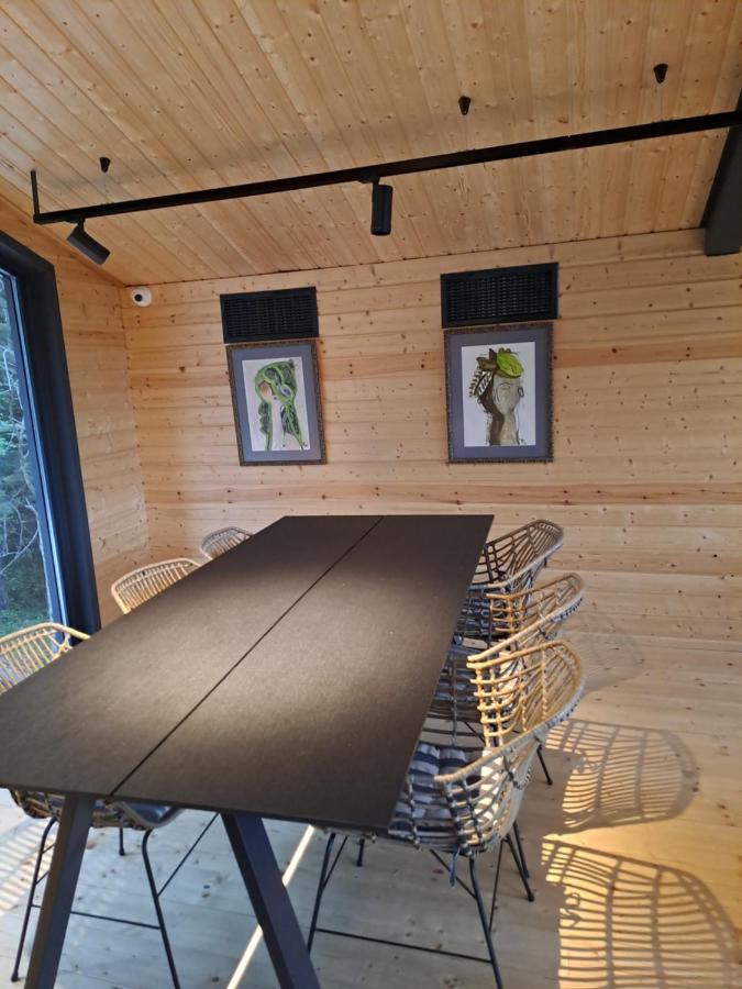 מלון פשטרה Saint Constantine Mountain Retreat מראה חיצוני תמונה