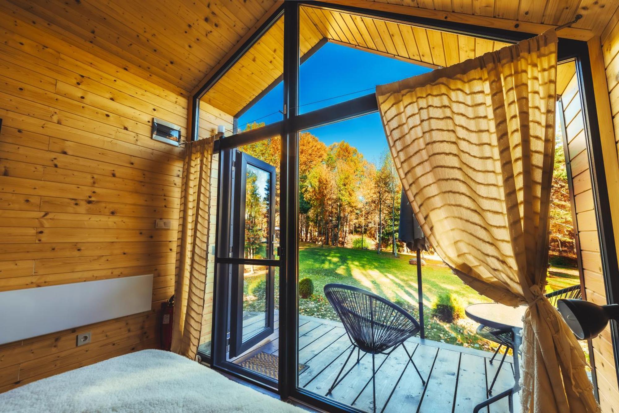 מלון פשטרה Saint Constantine Mountain Retreat מראה חיצוני תמונה